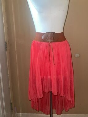 Y2k pleated skirt with corset belt